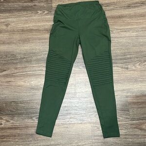 Zenana green leggings/ Medium